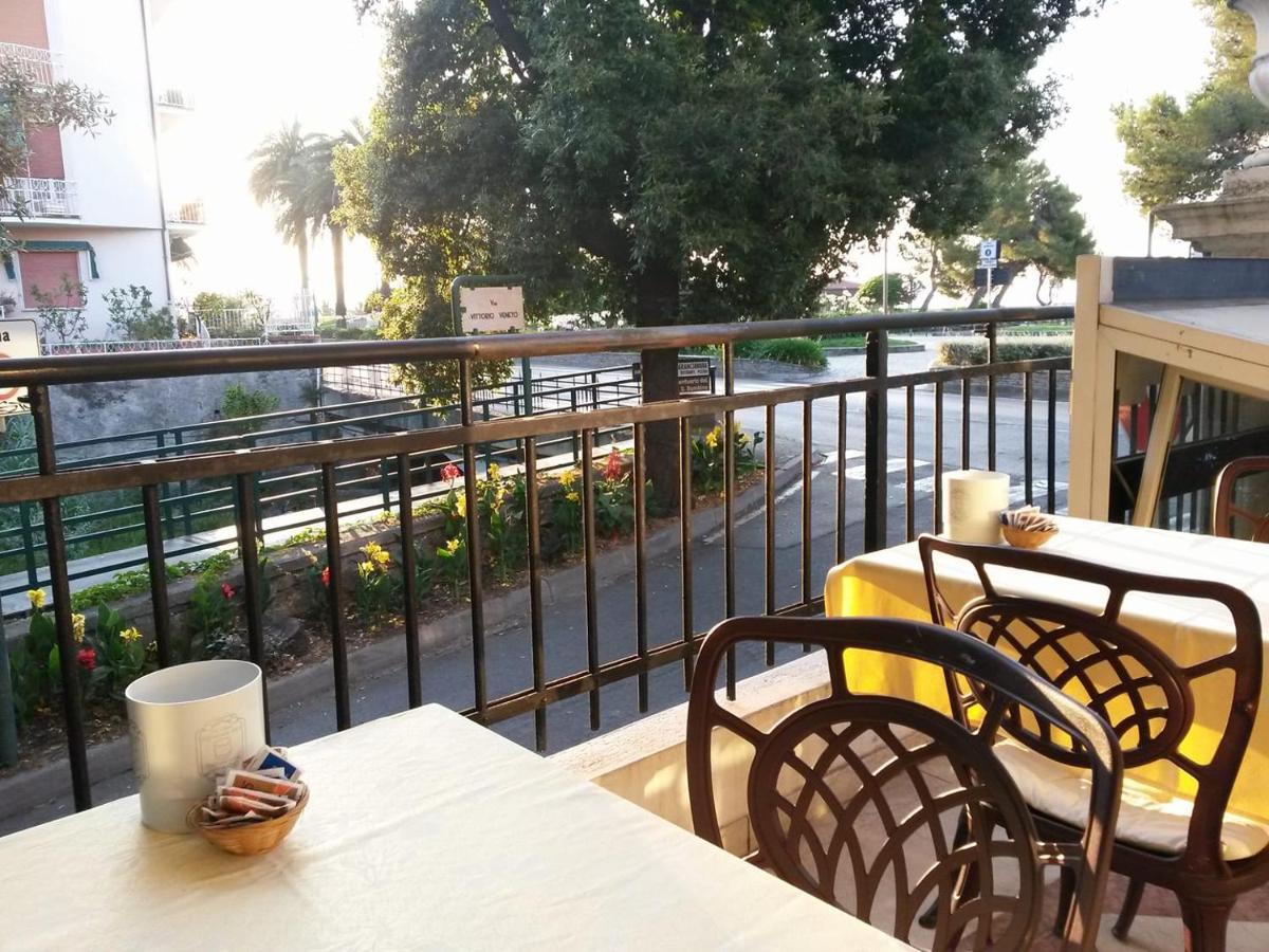 Ena Hotel Arenzano Luaran gambar