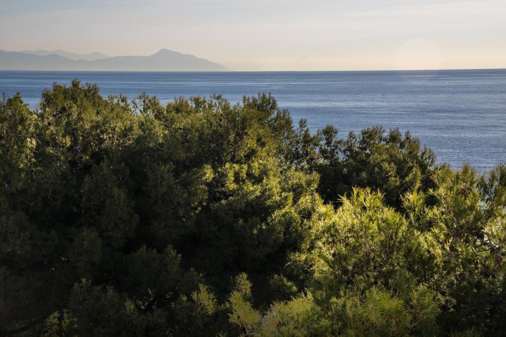 Ena Hotel Arenzano Luaran gambar
